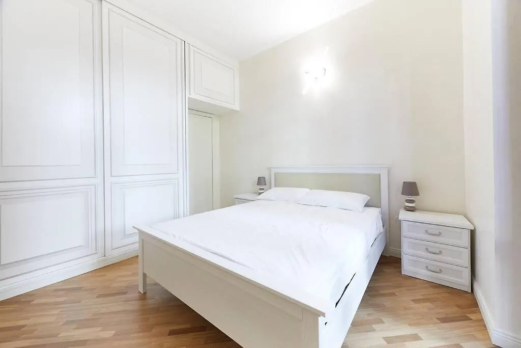 Elegant Apartment ミラノ イタリア