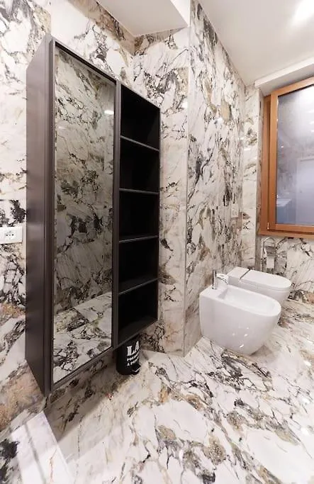 Elegant Apartment ميلان 0*,  إيطاليا