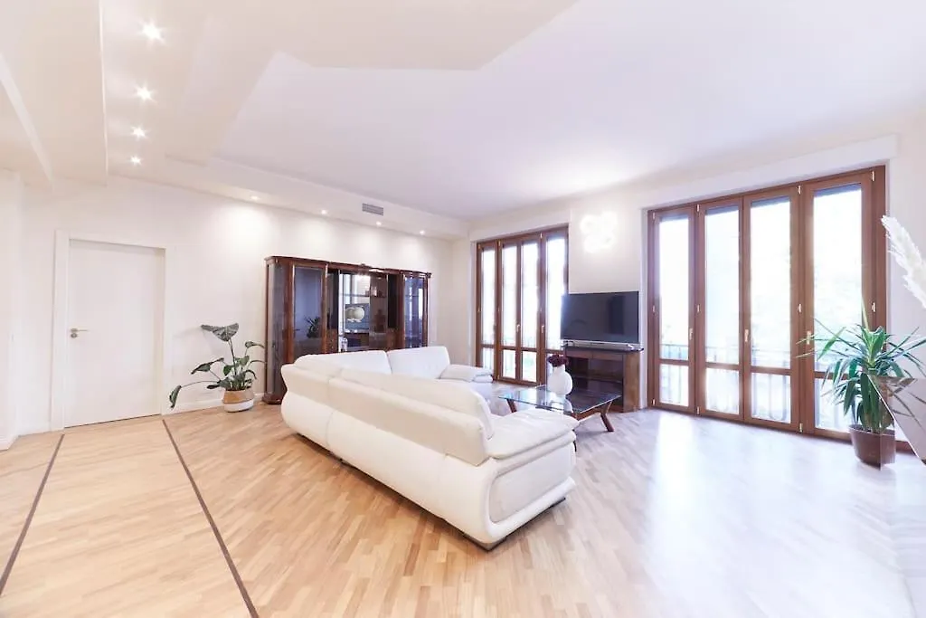 Elegant Apartment Milano Italien