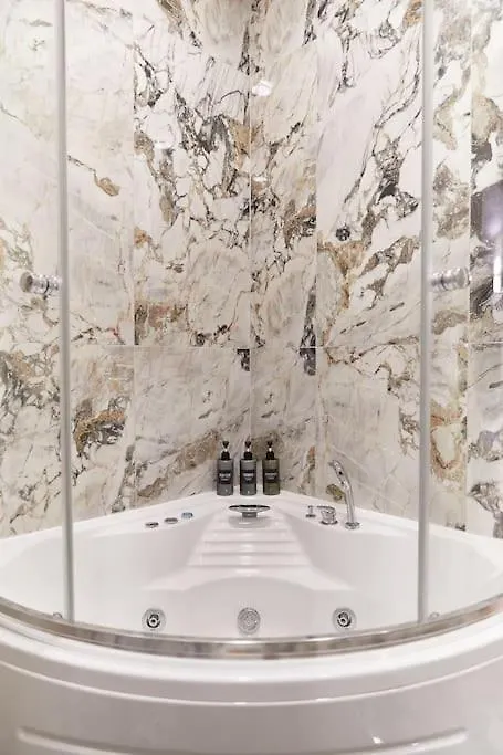 Elegant Apartment Milano